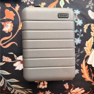 Away | The Mini Hard Shell Carry Case - Matte Gray